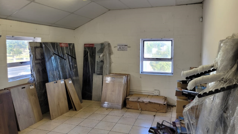 To Let commercial Property for Rent in Maitland Western Cape